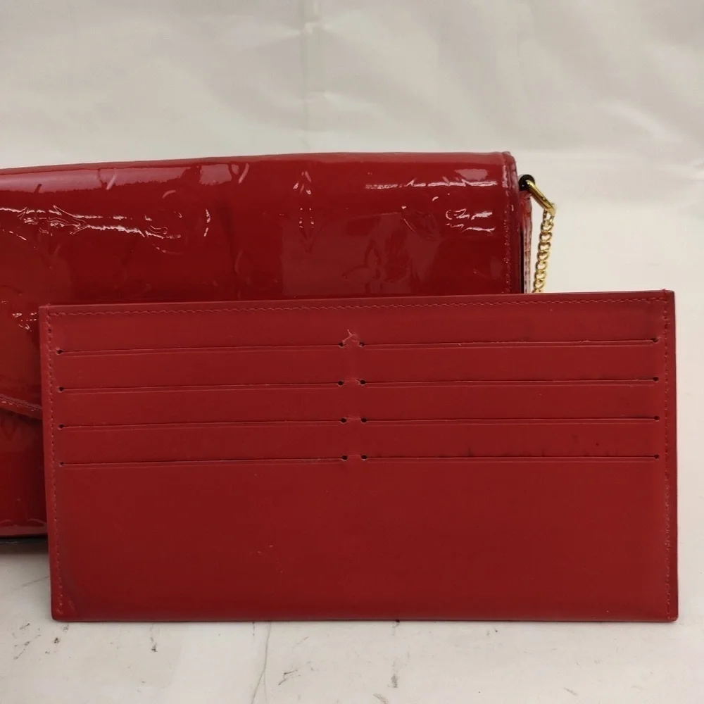 Louis Vuitton Felicie Vernis Pochette Bag